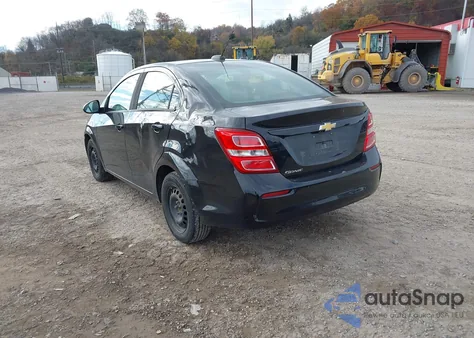 2018 Chevrolet Sonic Ls Manual из США, поврежденный, VIN 1G1JA5SH1J4116263